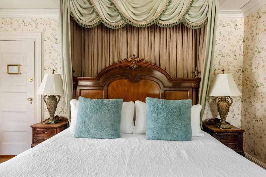 Photo of Others in Lake George