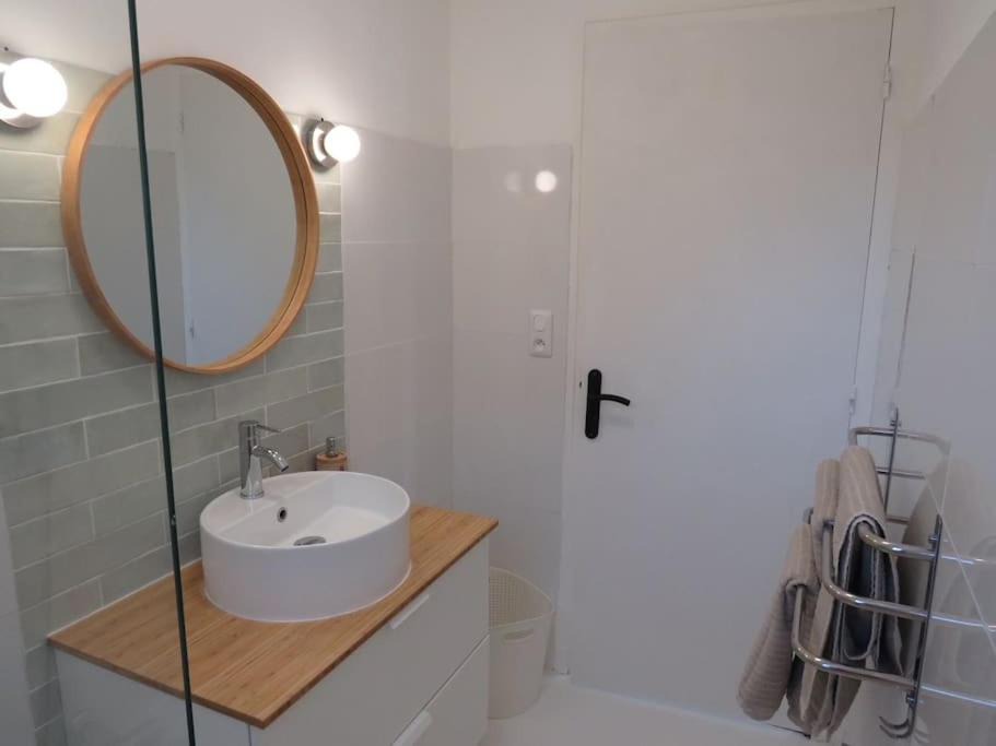 Photo of Bathroom in Pleherel-Plage-Vieux-Bourg