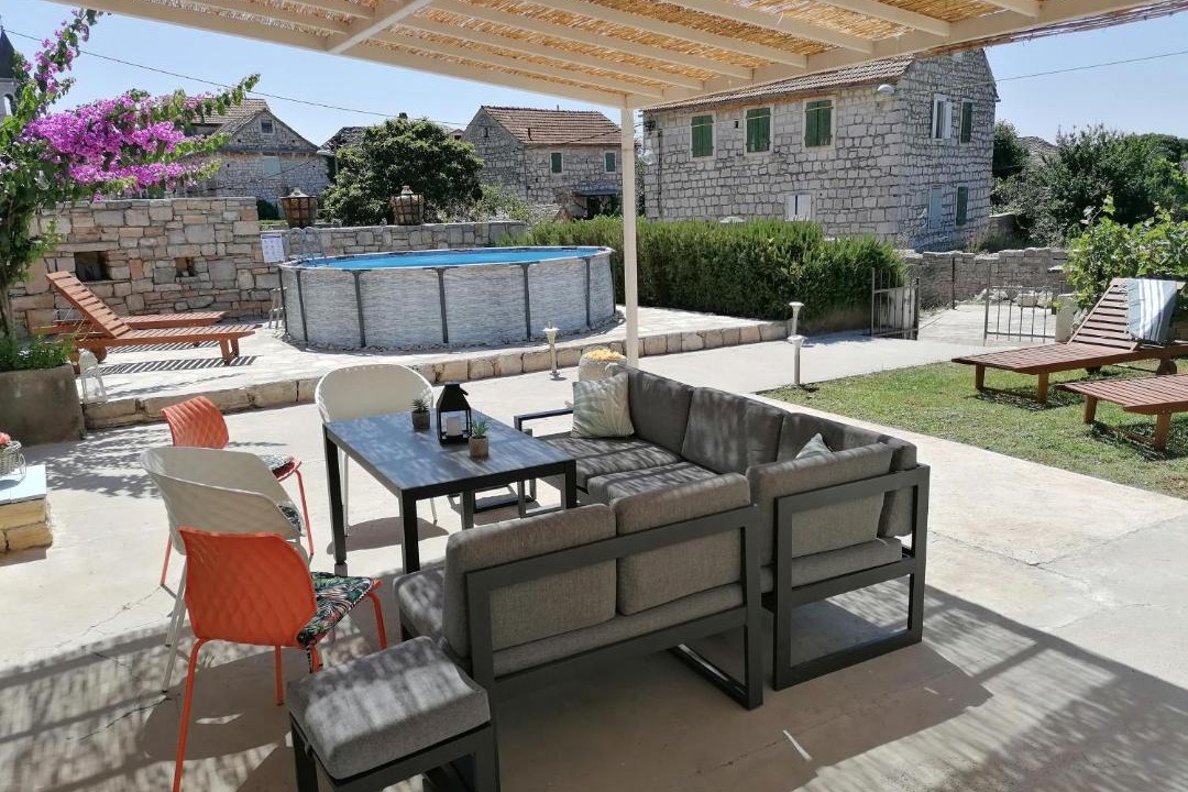Photo of Patio Balcony in Grohote