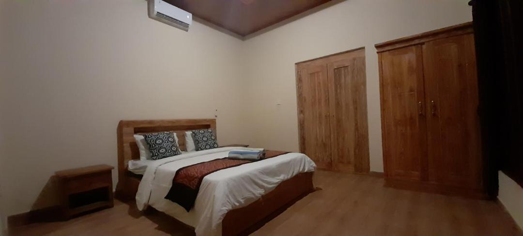 Photo of Bedroom in Keliki