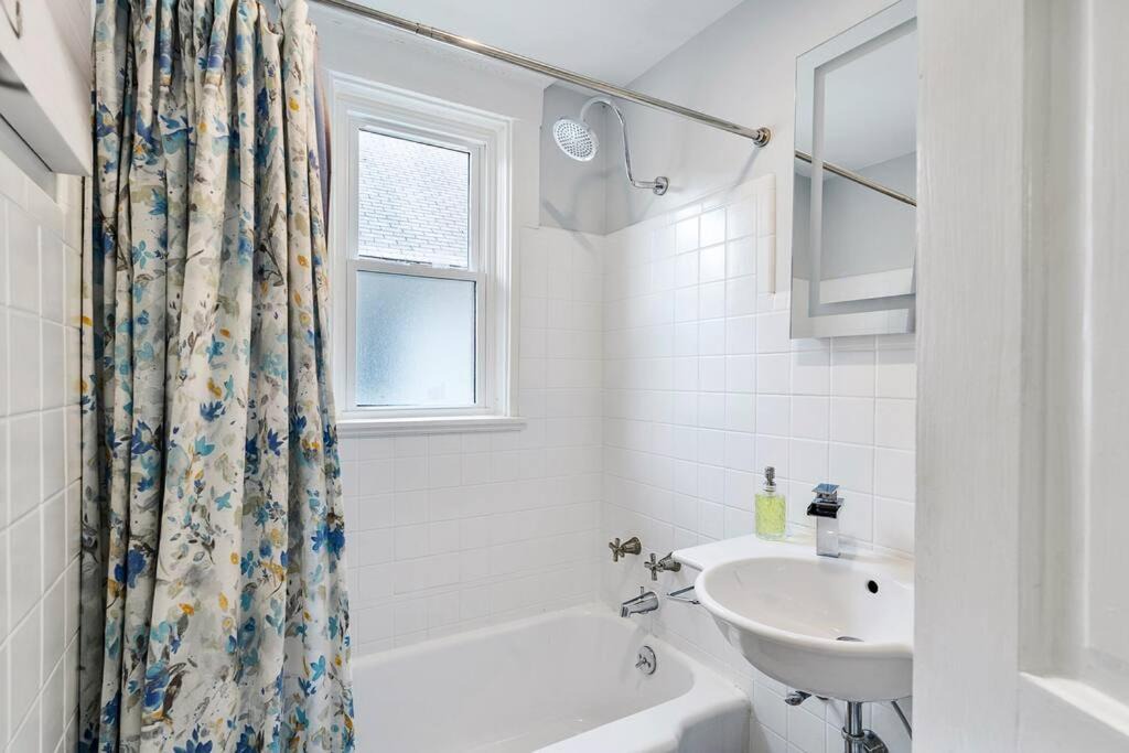 Photo of Others in Oakley