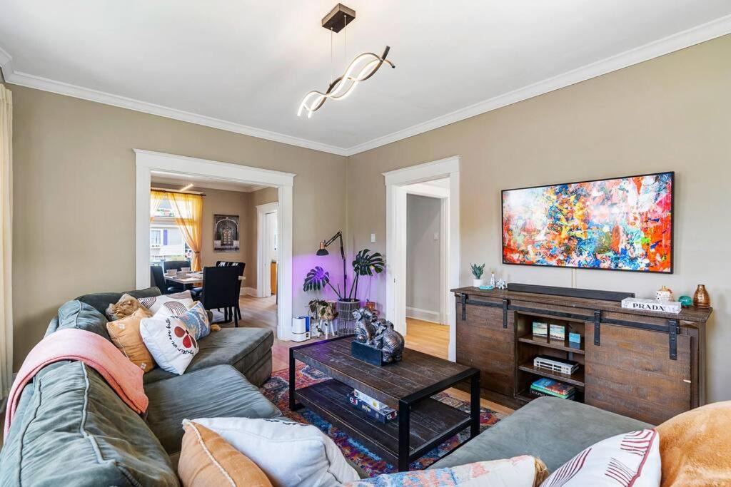 Photo of Others in Oakley