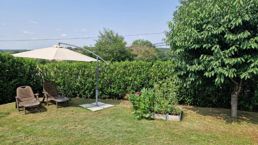 Photo of Others in Lempaut