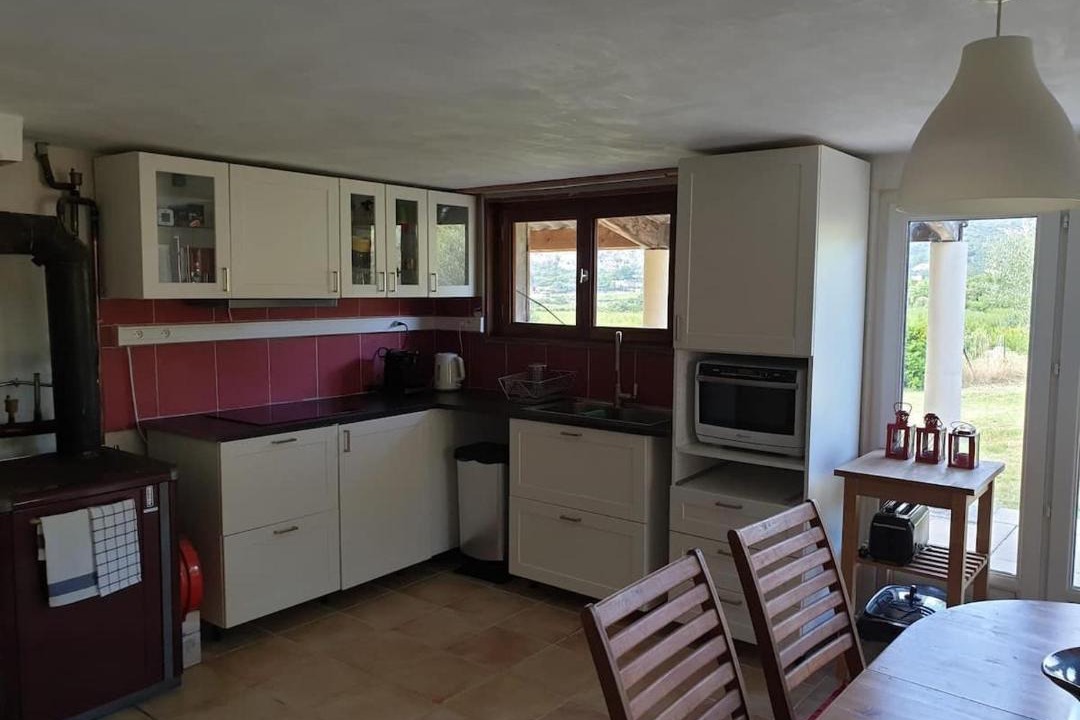 Photo of Kitchen in Malaucene