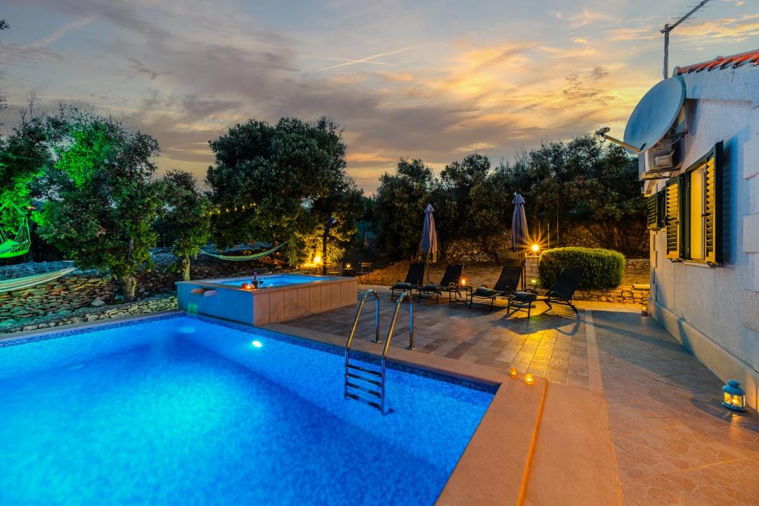Photo of Outdoor in Supetar