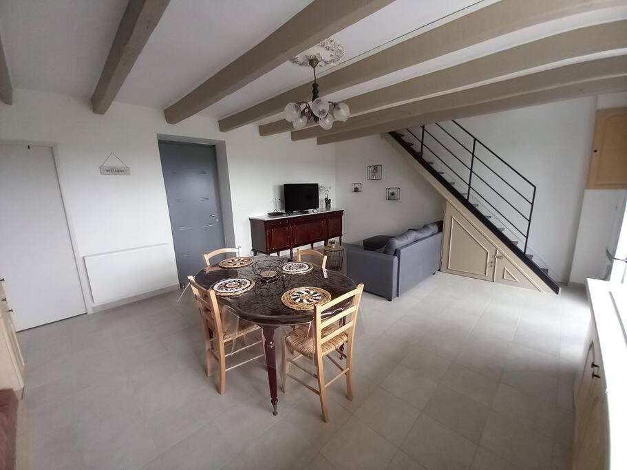 Photo of Livingroom in Courtils