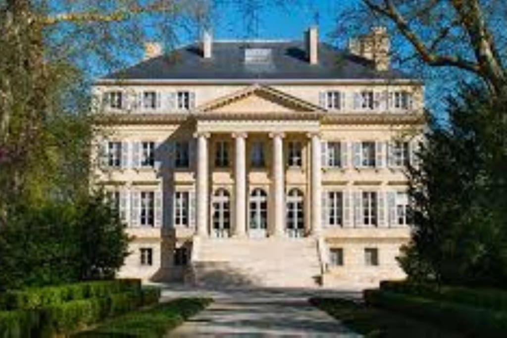 Photo of Buildings in Cussac-Fort-Medoc