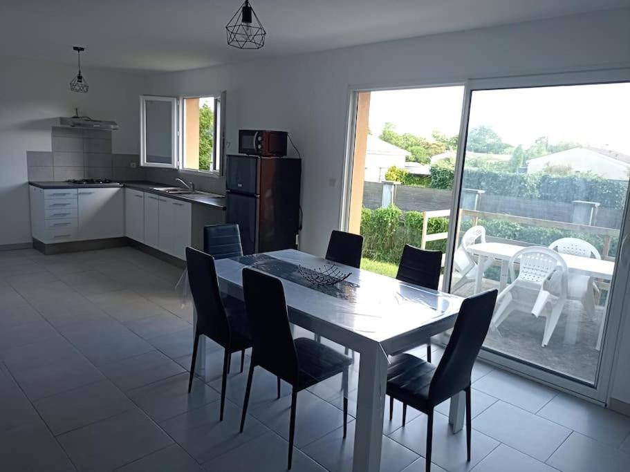 Photo of Livingroom in Cussac-Fort-Medoc