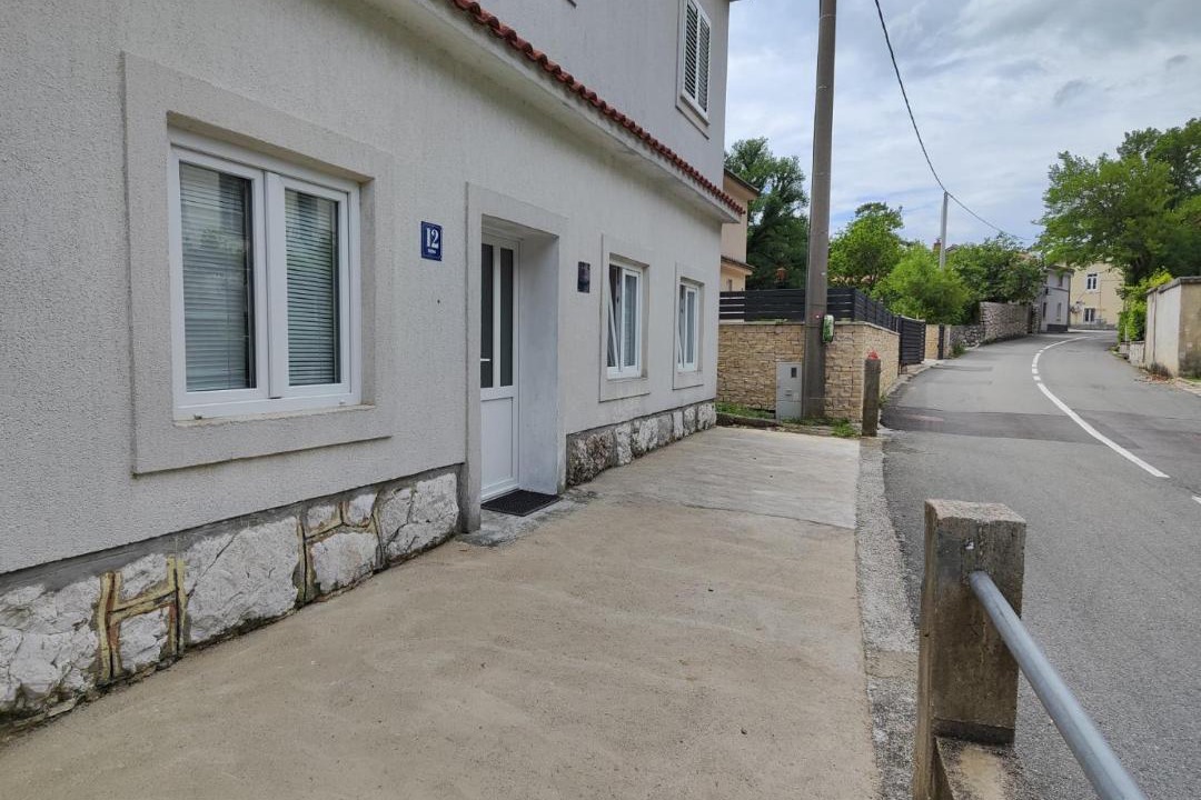 Photo of Buildings in Drivenik