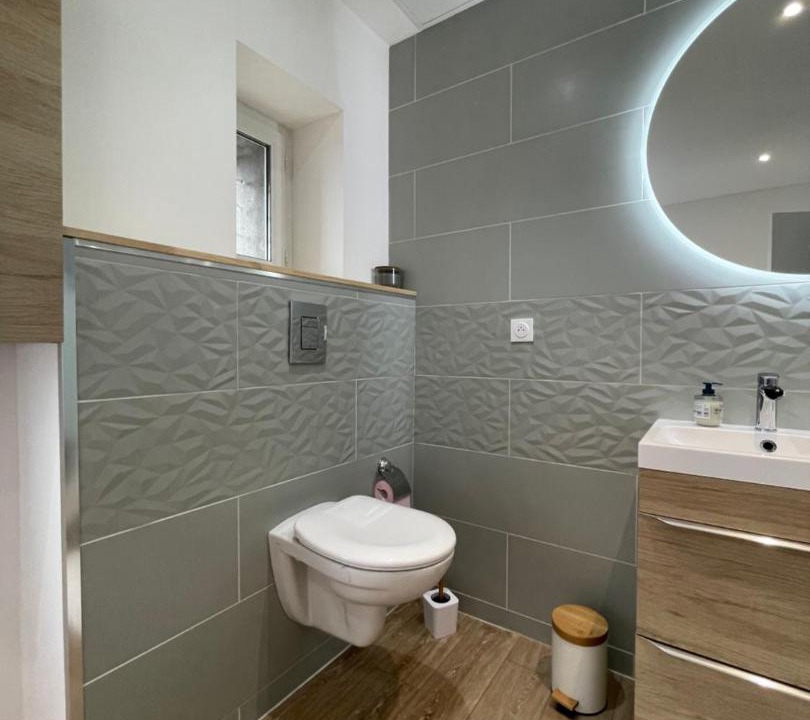 Photo of Bathroom in Dury