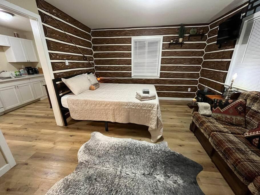 Photo of Bedroom in Southeast Salem
