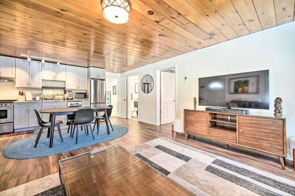 Photo of Others in Richmond