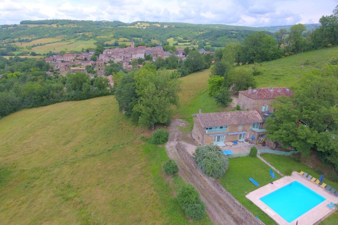 Photo of Outdoor in Villeneuve d'Aveyron