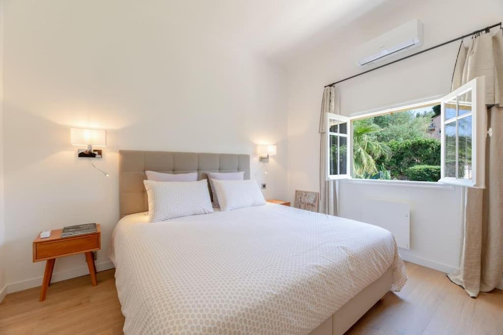 Photo of Bedroom in Saint-Tropez
