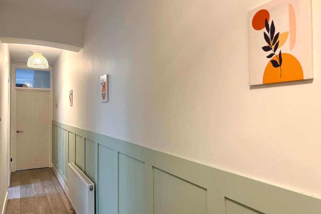 Photo of Others in Lea Bridge