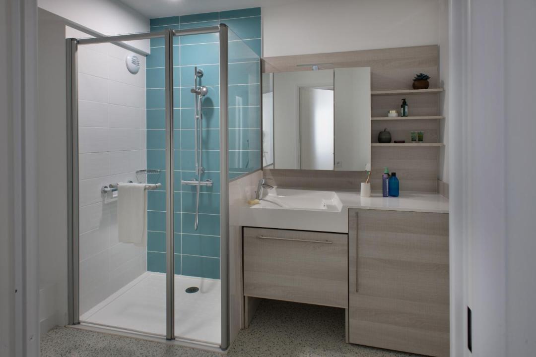 Photo of Bathroom in Pin-Balma