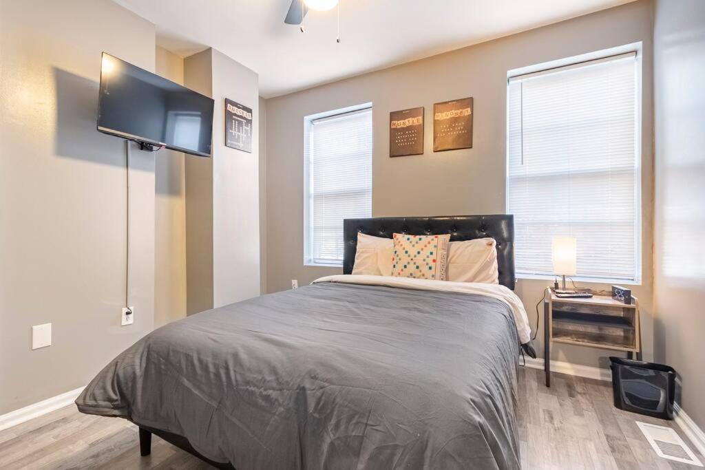 Photo of Others in Downtown Baltimore