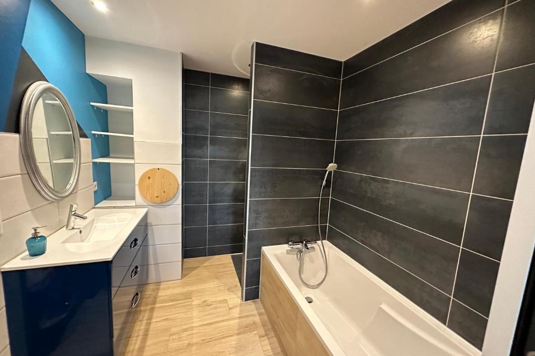 Photo of Bathroom in Chaux-Champagny