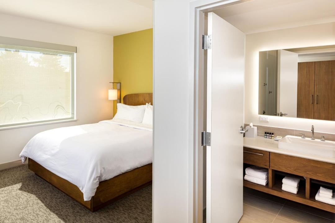 Photo of Bedroom in Bend