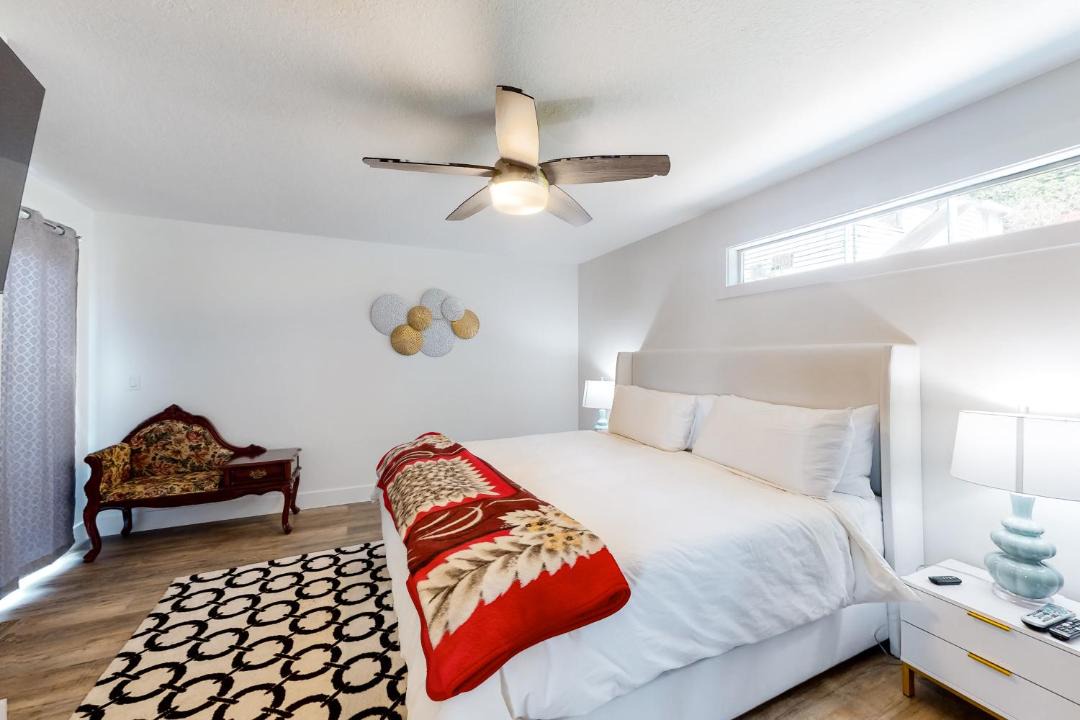 Photo of Others in Bay City