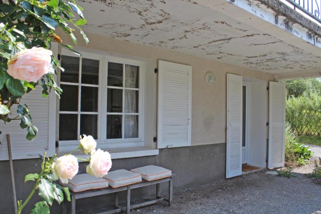 Photo of Others in Nantiat