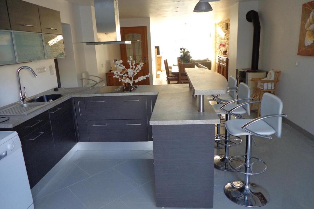 Photo of Kitchen in Puilly-et-Charbeaux