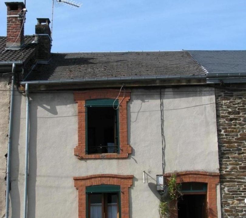 Photo of Buildings in Gespunsart