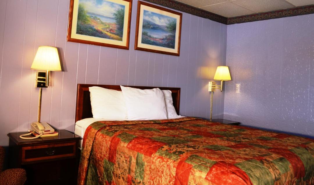 Photo of Bedroom in Bluefield