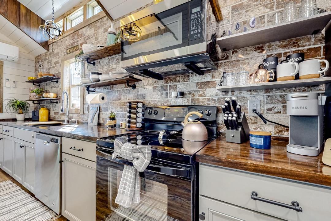 Photo of Others in Evergreen