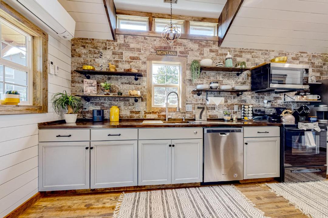 Photo of Others in Evergreen