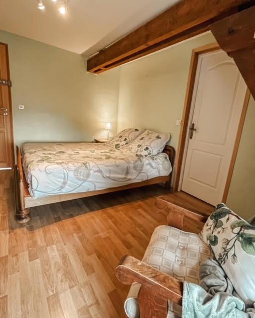 Photo of Bedroom in Englebelmer