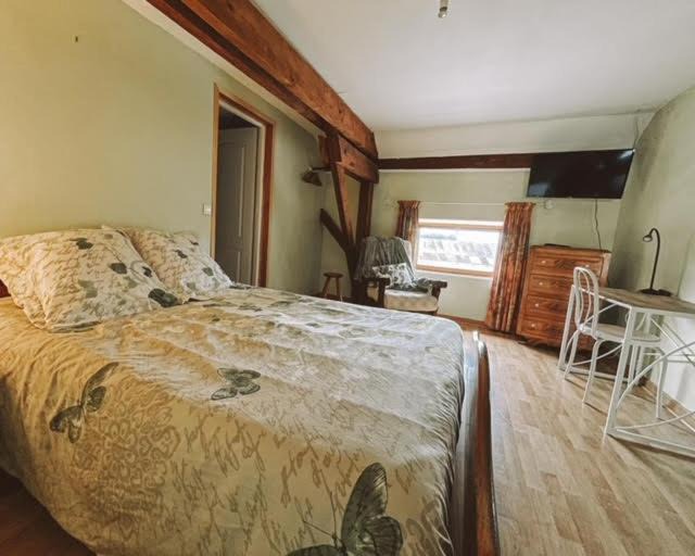 Photo of Bedroom in Englebelmer