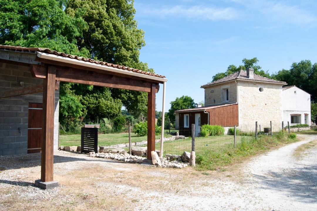 Photo of Buildings in Rouffignac