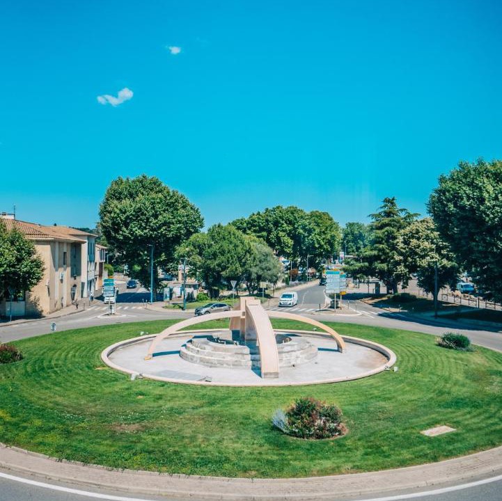 Photo of Buildings in Pont-Saint-Esprit