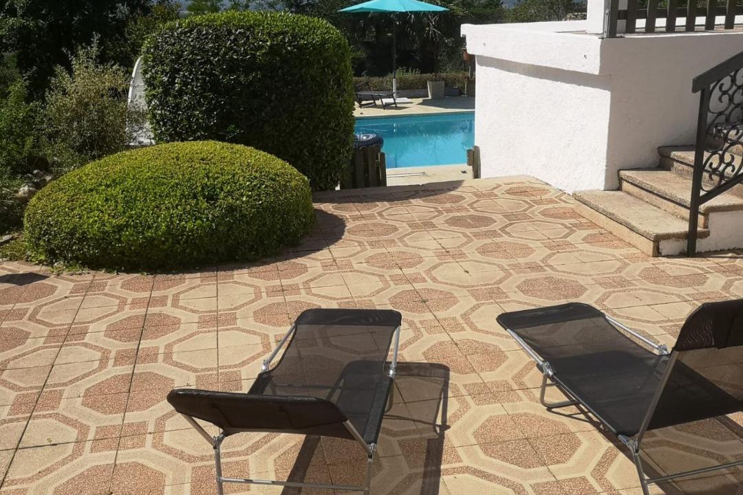 Photo of Patio Balcony in Chateauneuf-de-Galaure