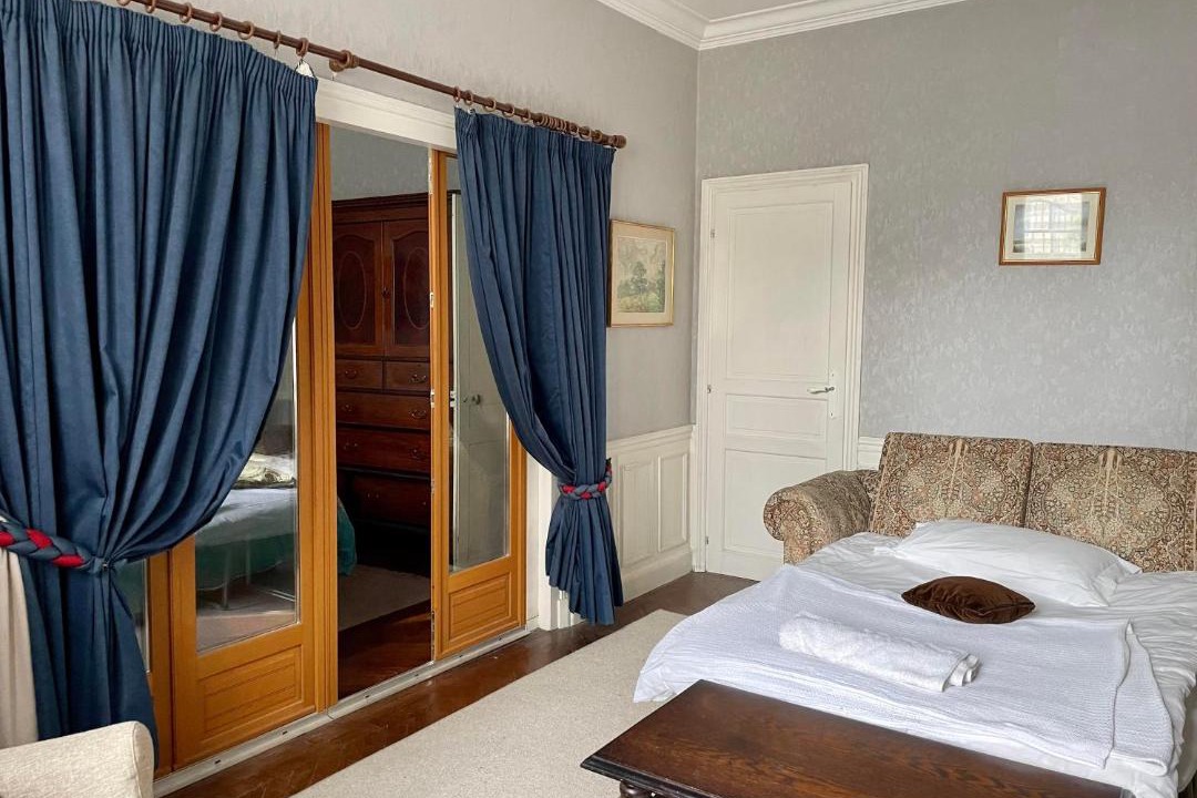 Photo of Bedroom in Accolay