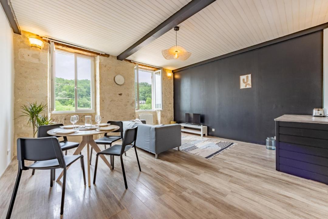 Photo of Livingroom in Montaigu-de-Quercy