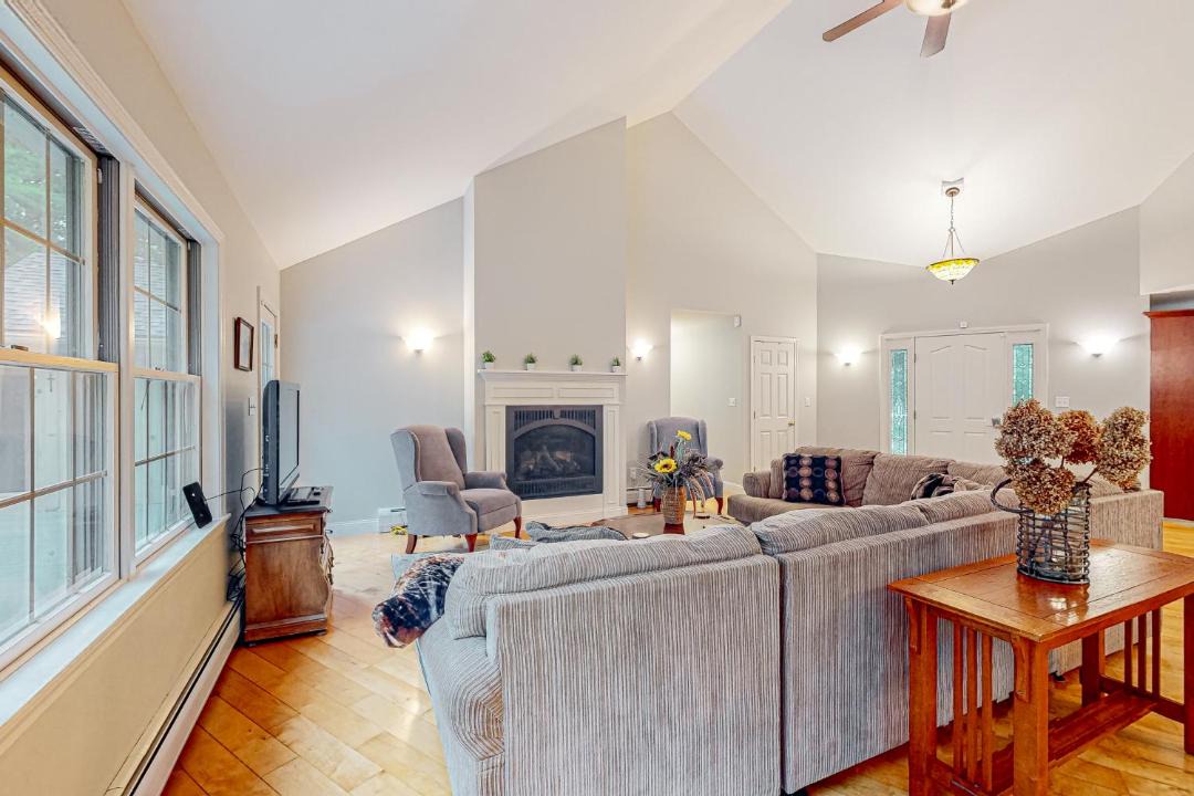 Photo of Others in Raymond