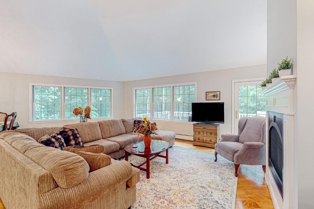 Photo of Others in Raymond