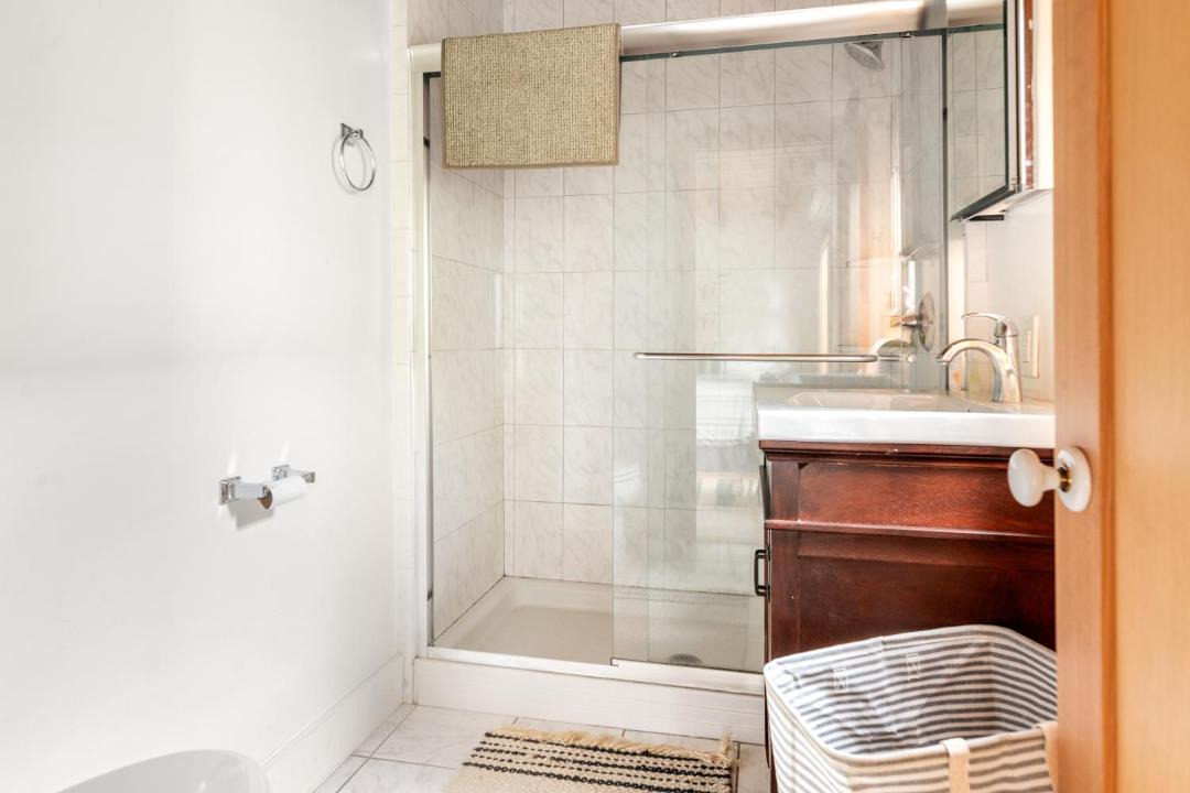 Photo of Bathroom in Ocean Bay Park