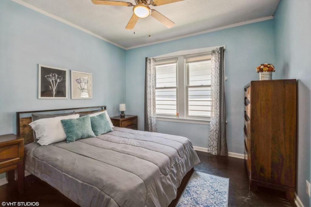 Photo of Others in Chicago