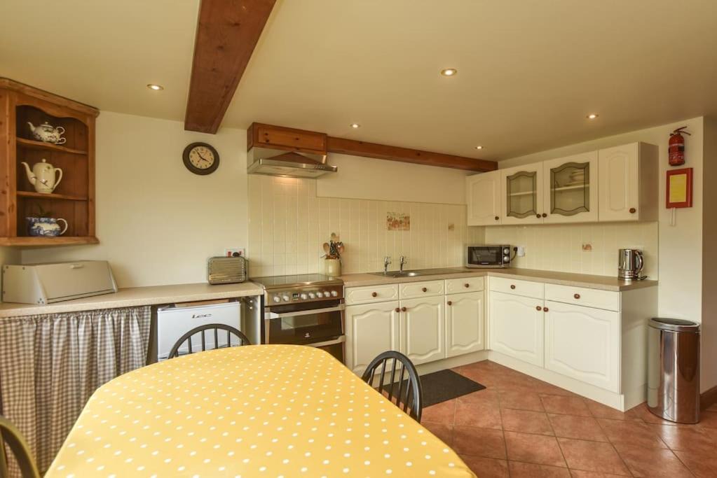 Photo of Others in Alstonfield