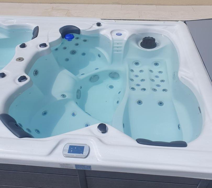 Photo of Others in Taden