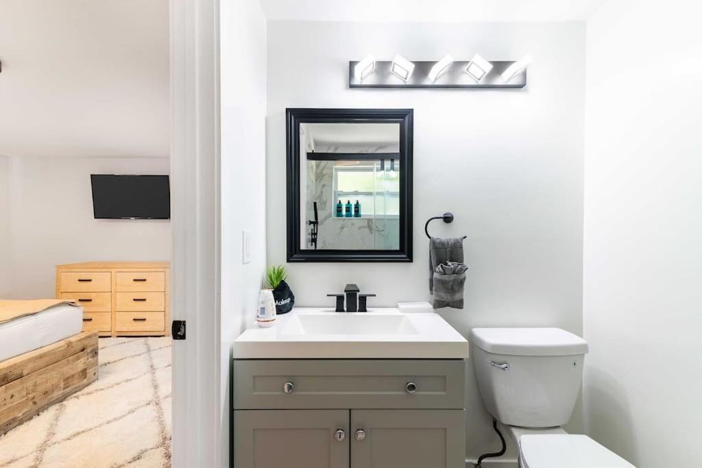 Photo of Others in Apollo Beach