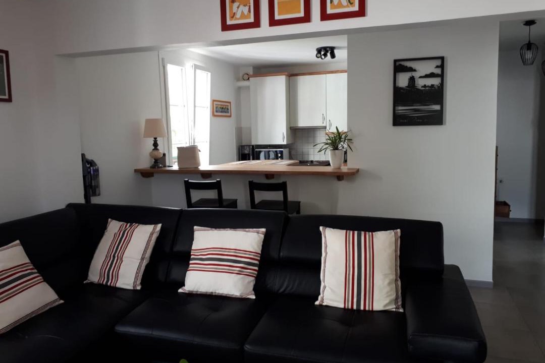 Photo of Livingroom in Sare