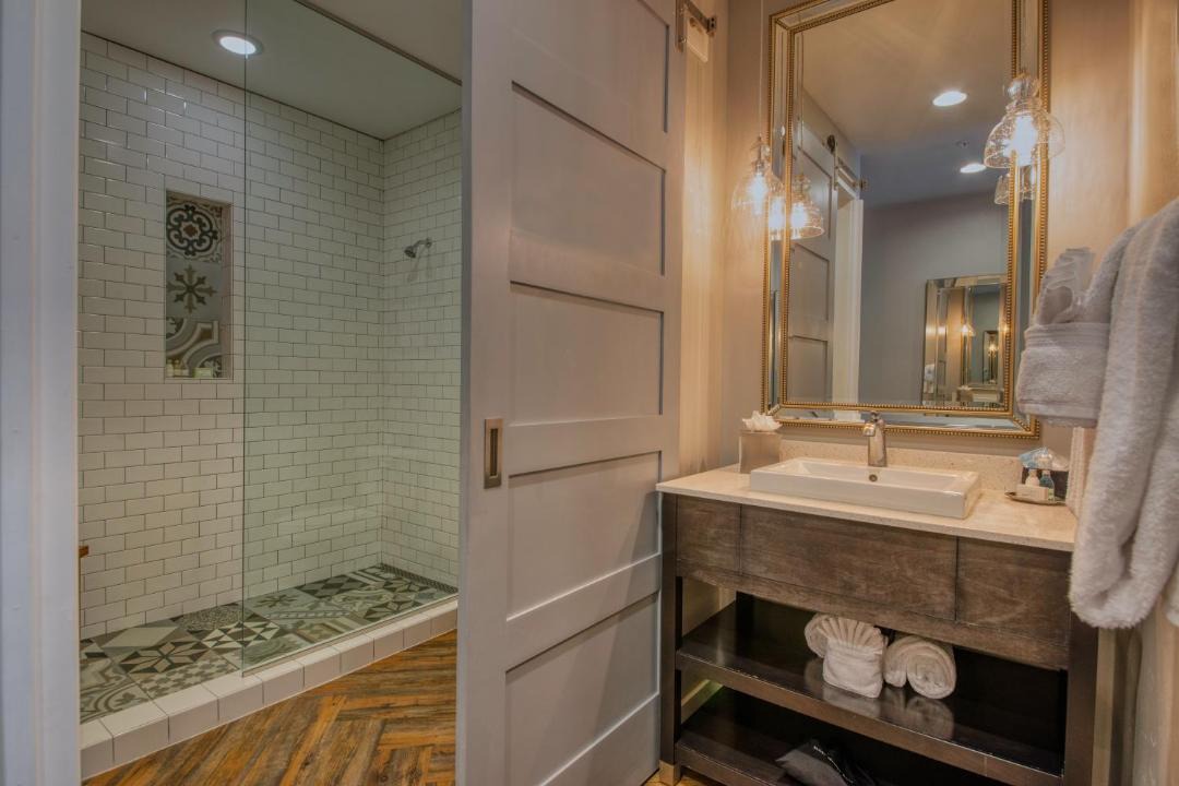 Photo of Bathroom in Cottonwood