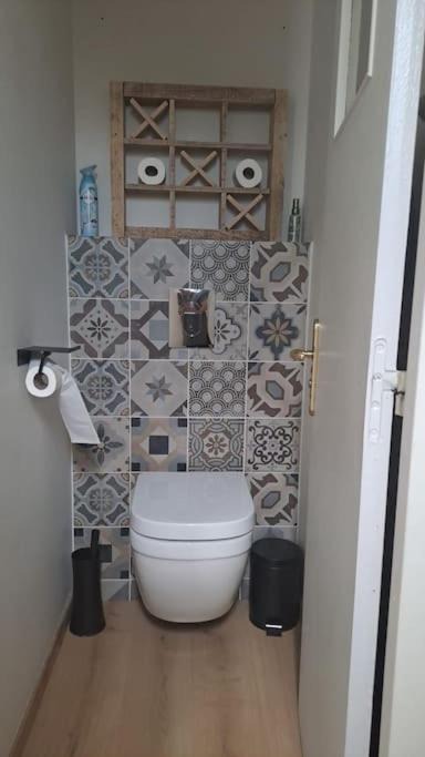 Photo of Bathroom in Montfavet