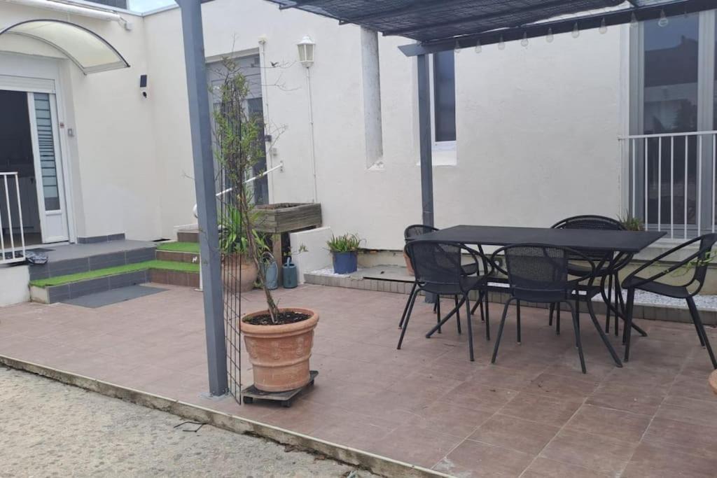 Photo of Patio Balcony in Montfavet