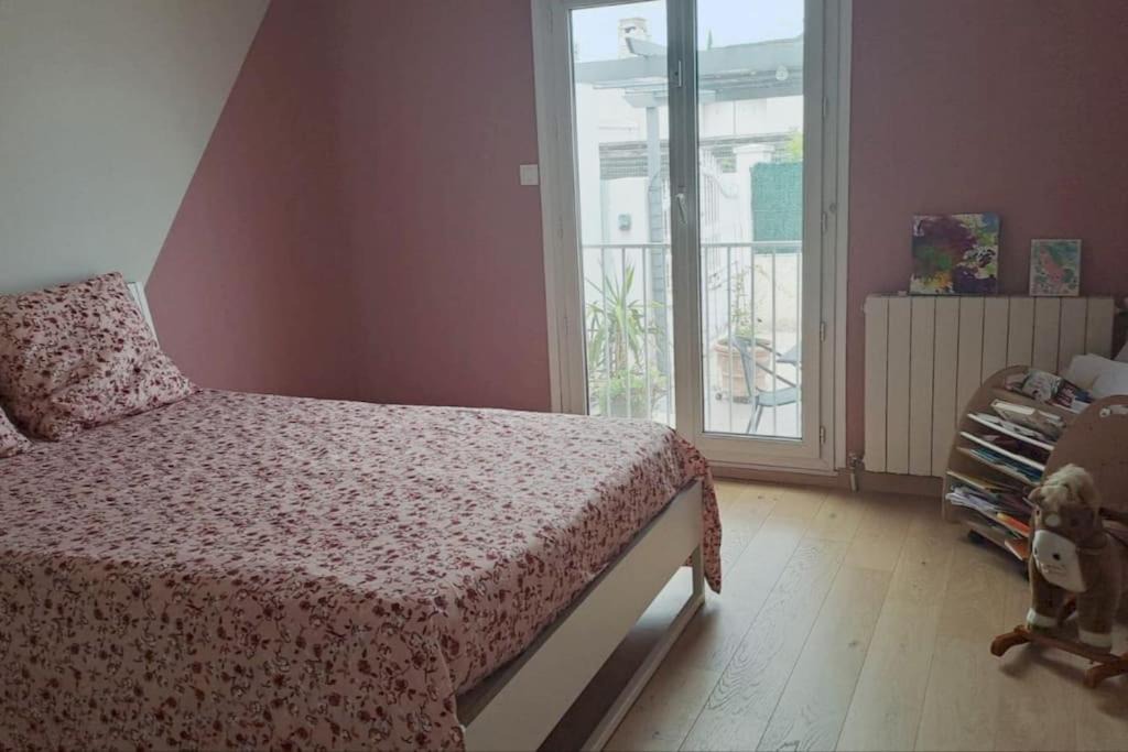 Photo of Bedroom in Montfavet