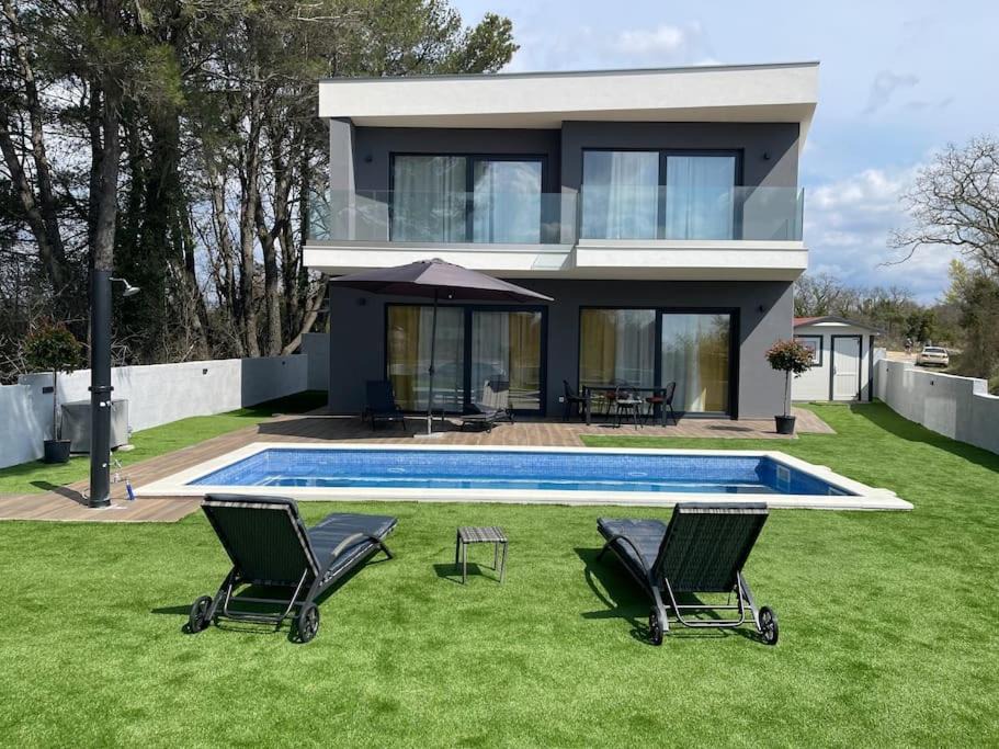 Photo of Outdoor in Jursici